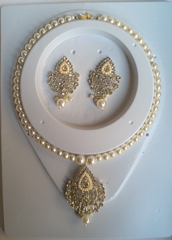 Ivory Glow Set
